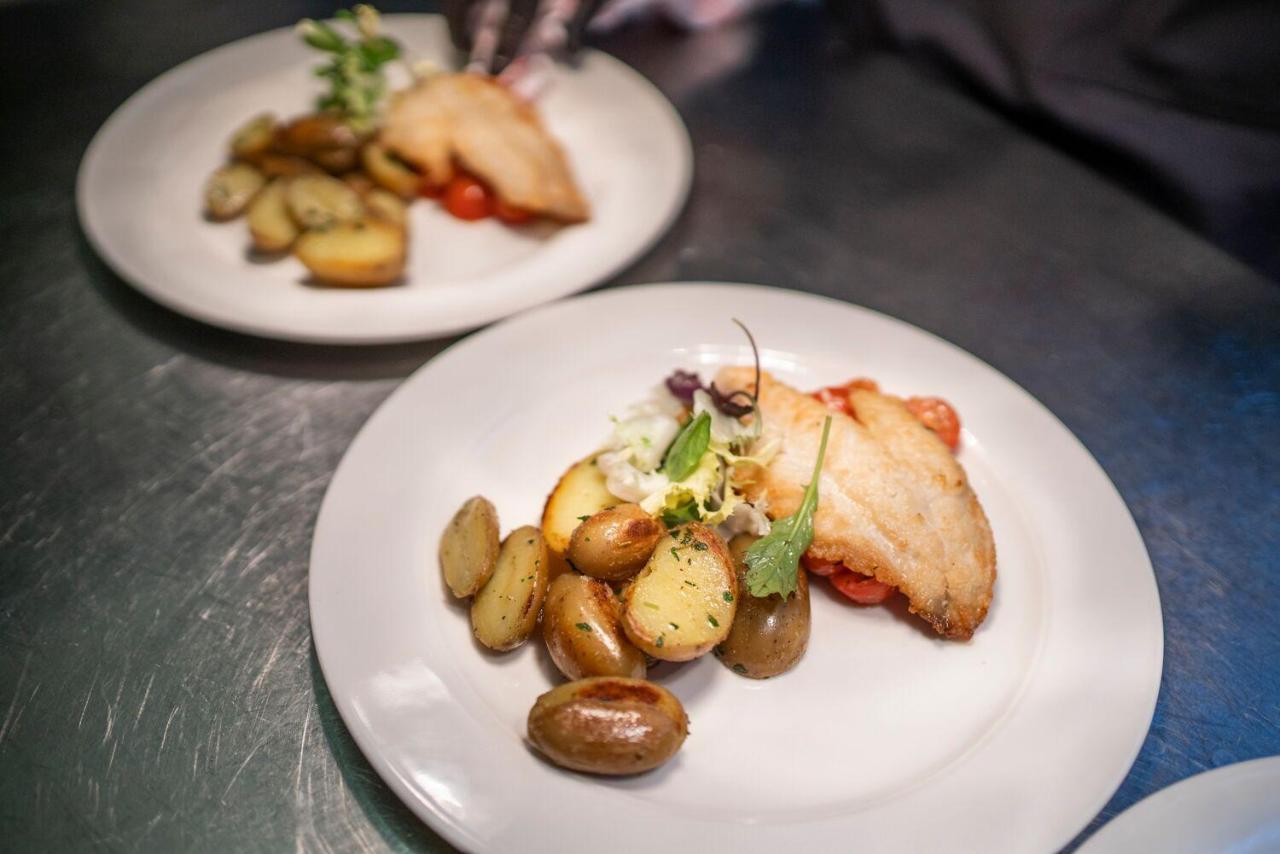 Hotel Restaurant Roemer Merzig Eksteriør bilde